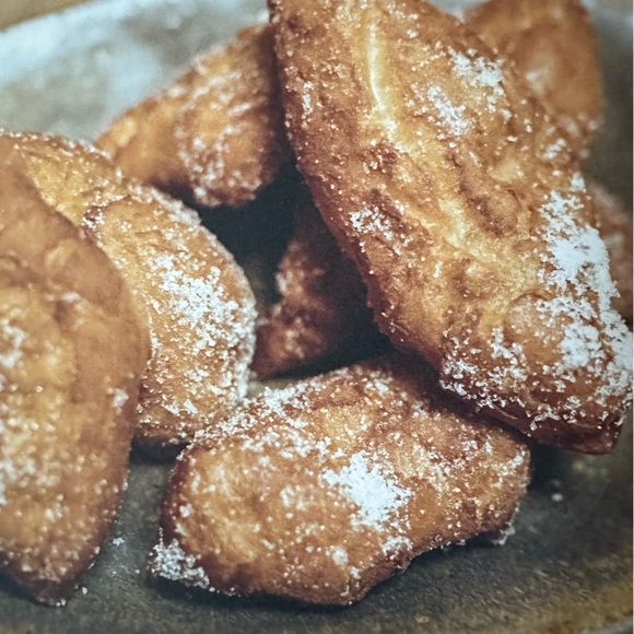 THIS IS CAMINO Russell Moore + Allison Hopelain with Chris Colin - Picture 11 of 14